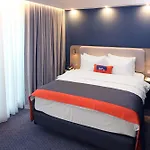 Express - By Ihg מלון 3*