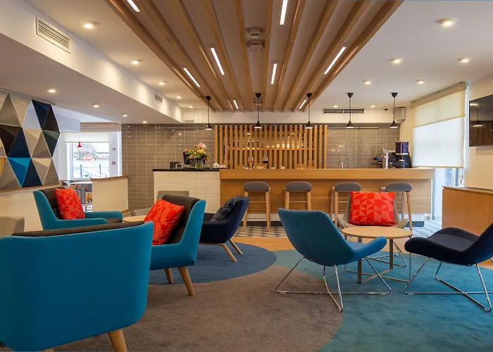 Express - By Ihg 호텔 3*