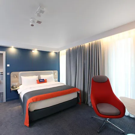 Express - By Ihg 3*