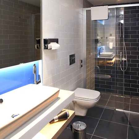 Szálloda Express - By Ihg 3*