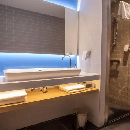 Express - By Ihg Hotel Ljubljana