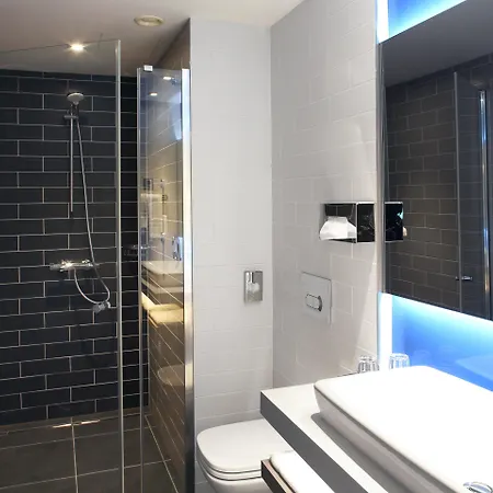 Express - By Ihg מלון 3*