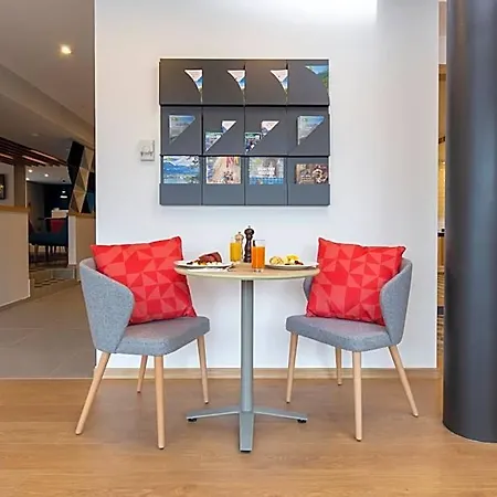 Express - By Ihg Ξενοδοχείο 3*