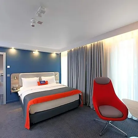 Express - By Ihg