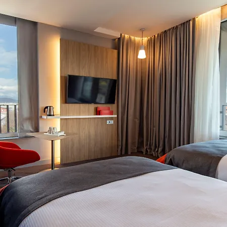 Hotell Express - By Ihg 3*