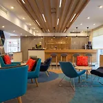 Express - By Ihg
