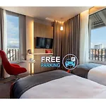 Express - By Ihg 3*